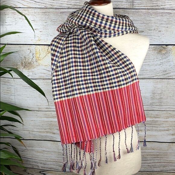 NWOT RadGram Handmade 100% Cotton scarf/ Wrap - Picture 3 of 7